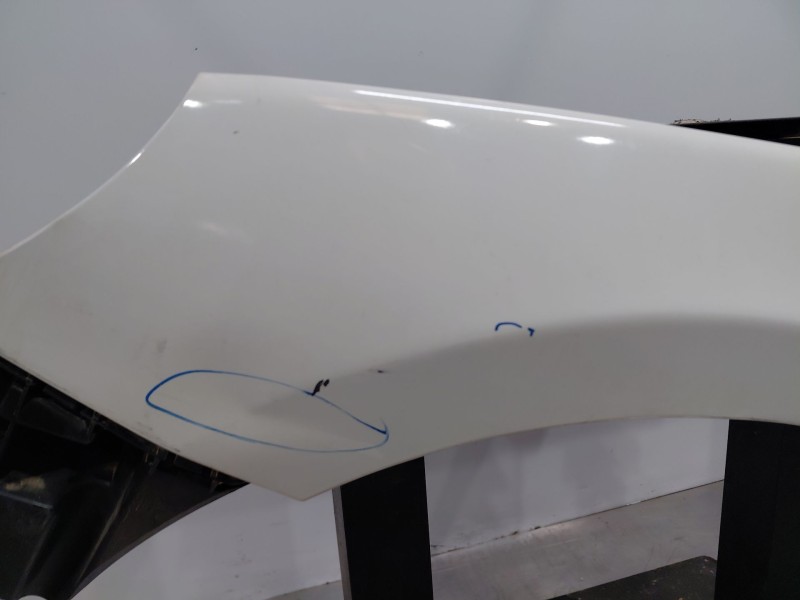 Recambio de aleta delantera izquierda para volvo v40 momentum referencia OEM IAM   