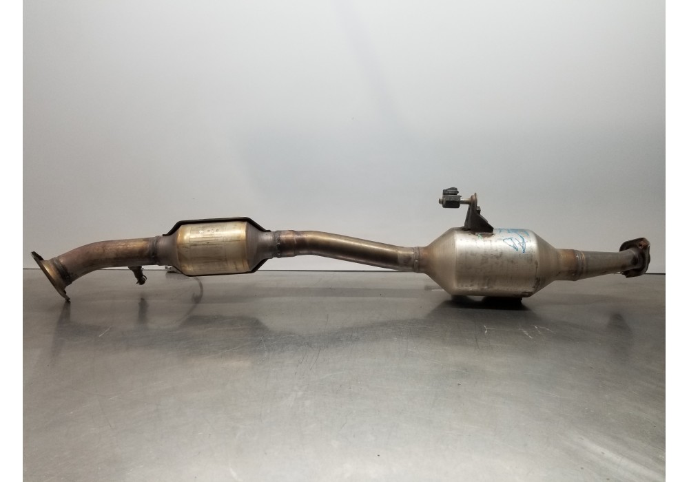 Recambio de catalizador para toyota corolla touring sports (e21) hybrid referencia OEM IAM 174100TD30 174100TJ20 