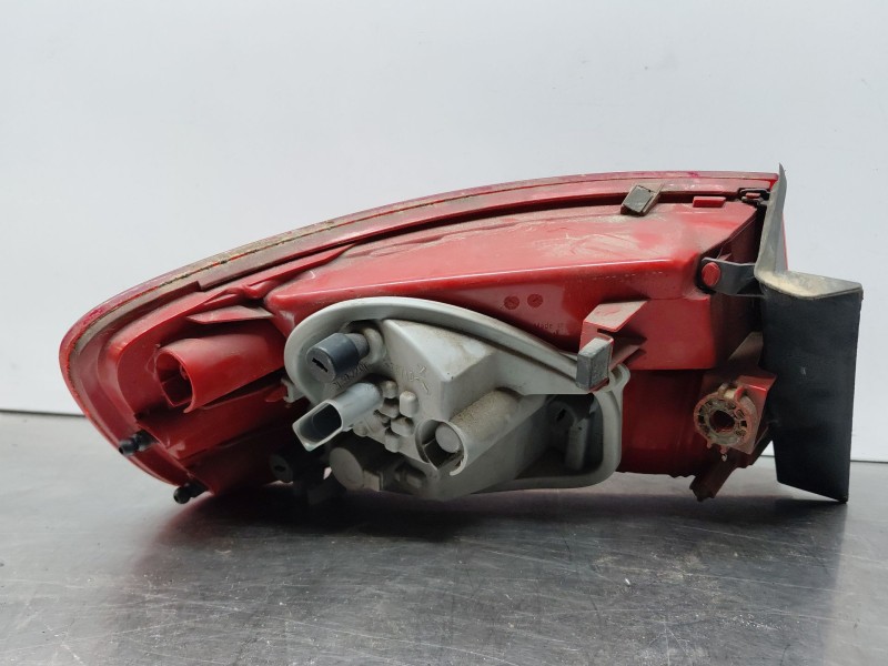 Recambio de piloto trasero derecho para audi a4 allroad quattro (8k) quattro referencia OEM IAM   