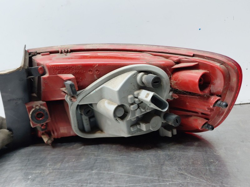 Recambio de piloto trasero izquierdo para audi a4 allroad quattro (8k) quattro referencia OEM IAM   