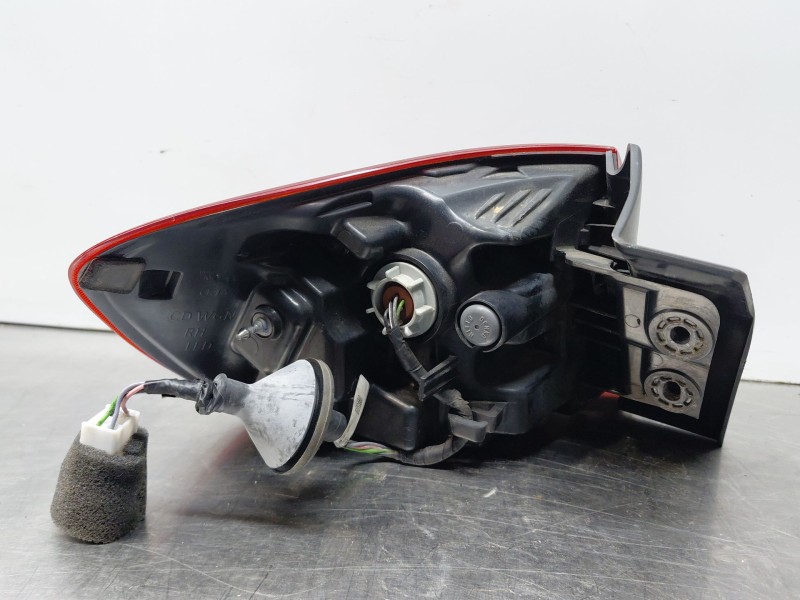 Recambio de piloto trasero derecho para kia ceed sportswagon eco dynamics referencia OEM IAM   