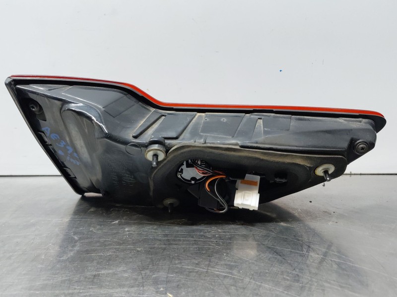 Recambio de piloto trasero derecho interior para kia ceed sportswagon eco dynamics referencia OEM IAM   