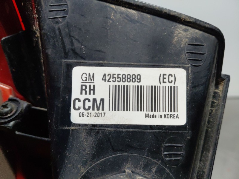 Recambio de piloto trasero derecho para opel mokka x selective referencia OEM IAM   