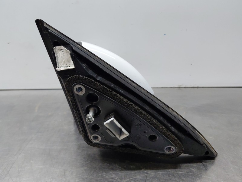Recambio de retrovisor izquierdo para kia ceed sportswagon eco dynamics referencia OEM IAM   