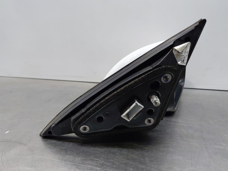 Recambio de retrovisor derecho para kia ceed sportswagon eco dynamics referencia OEM IAM   
