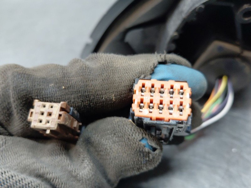 Recambio de retrovisor derecho para peugeot 308 allure referencia OEM IAM   