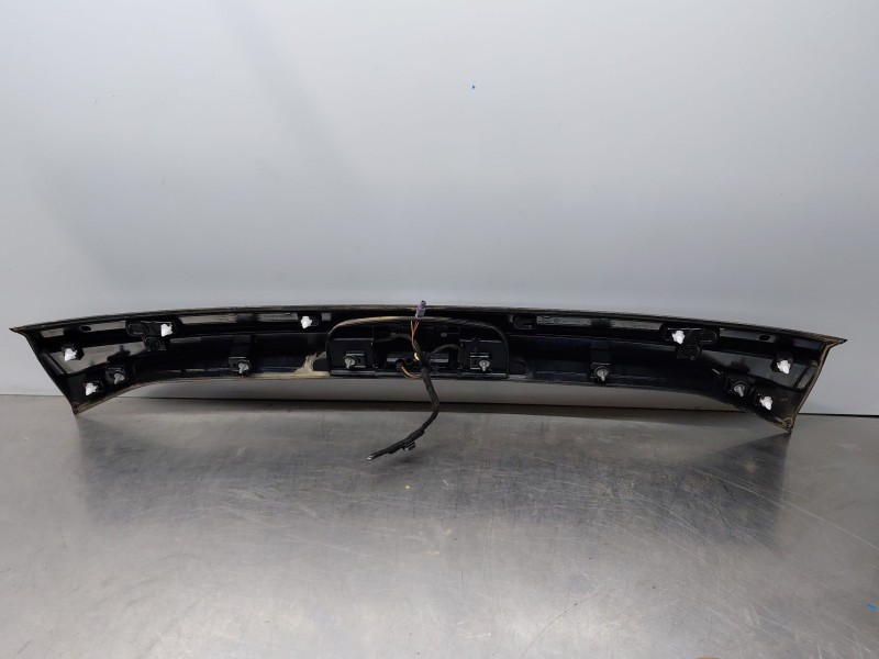 Recambio de luz central de freno para volkswagen t-cross advance referencia OEM IAM   