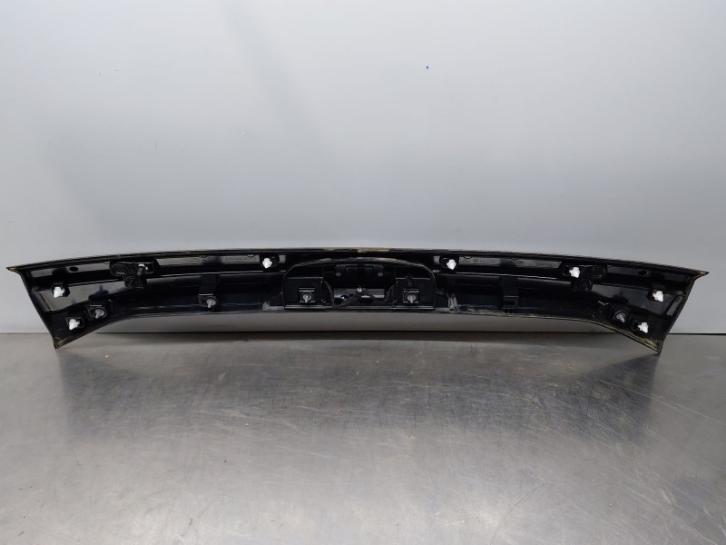 Recambio de luz central de freno para volkswagen t-cross advance referencia OEM IAM   