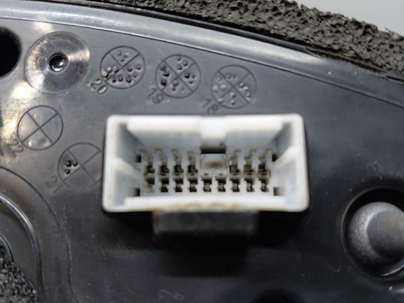 Recambio de retrovisor derecho para kia xceed tech referencia OEM IAM   