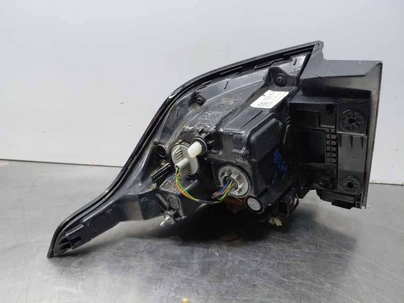 Recambio de piloto trasero derecho para kia sportage phev referencia OEM IAM   