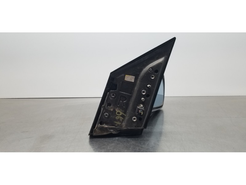 Recambio de retrovisor derecho para ssangyong kyron 200 xdi limited referencia OEM IAM 7892109122LAK  