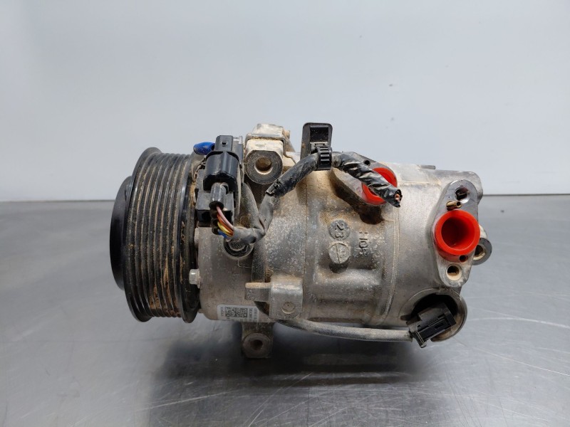 Recambio de compresor aire acondicionado para hyundai i20 iii active referencia OEM IAM 97701q0450  