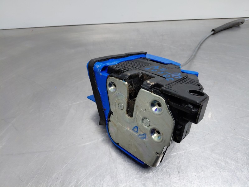 Recambio de cerradura puerta delantera derecha para hyundai i20 iii active referencia OEM IAM   