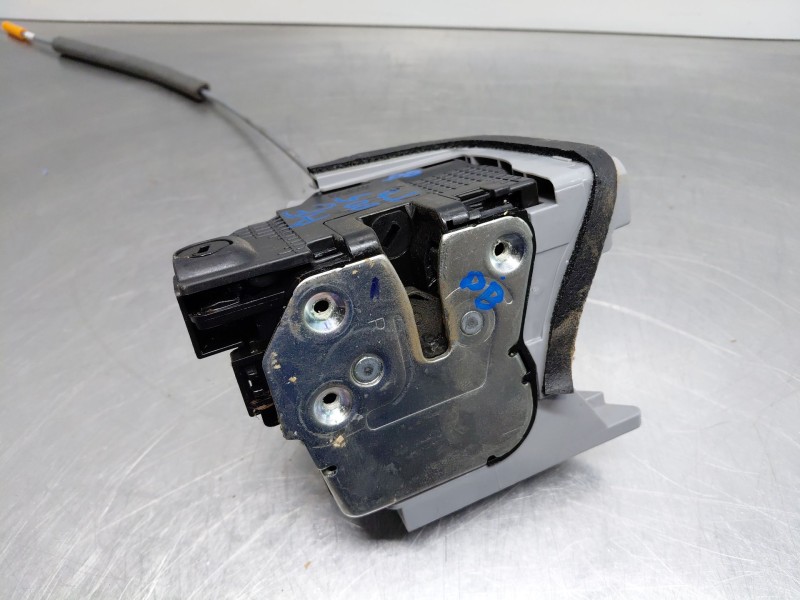 Recambio de cerradura puerta trasera derecha para hyundai i20 iii active referencia OEM IAM   