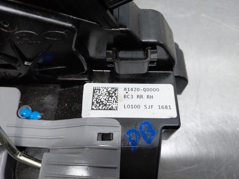 Recambio de cerradura puerta trasera derecha para hyundai i20 iii active referencia OEM IAM   