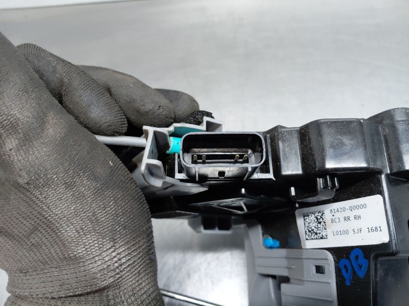 Recambio de cerradura puerta trasera derecha para hyundai i20 iii active referencia OEM IAM   