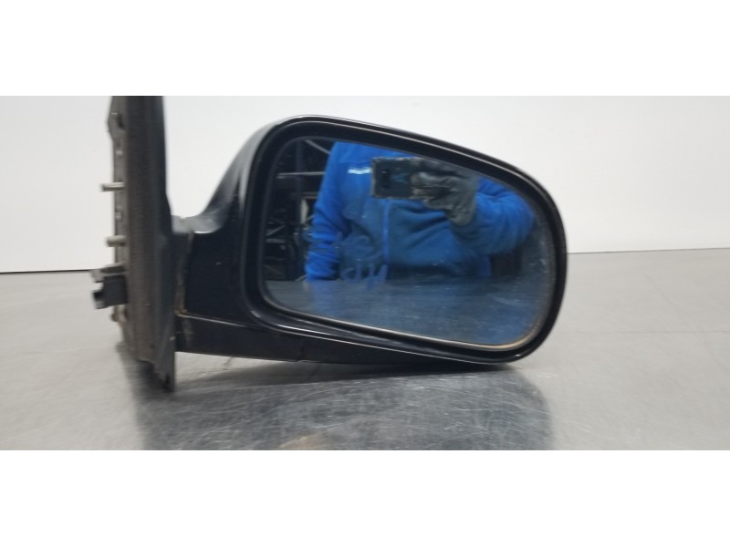 Recambio de retrovisor derecho para ssangyong kyron 200 xdi limited referencia OEM IAM 7892109122LAK  