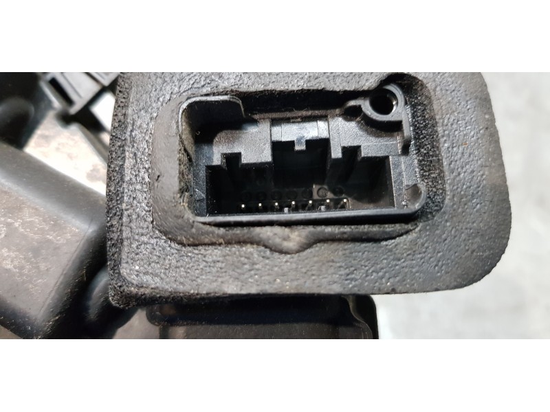 Recambio de cerradura puerta delantera derecha para skoda rapid elegance referencia OEM IAM 5E1837016A   Recambio de cerradura puerta delantera derecha para skoda rapid elegance referencia OEM IAM 5E1837016A