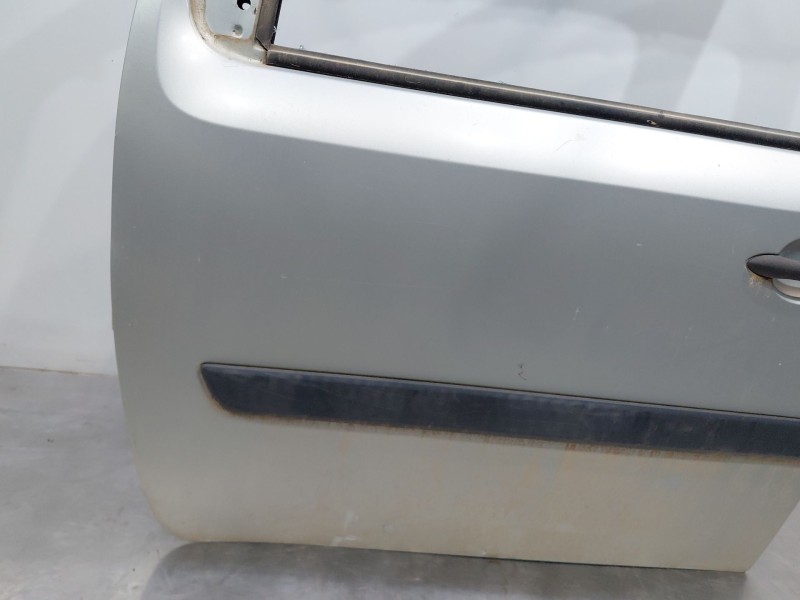 Recambio de puerta delantera izquierda para renault kangoo combi referencia OEM IAM   
