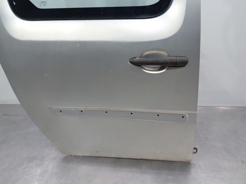 Recambio de puerta lateral corredera derecha para renault kangoo combi referencia OEM IAM   