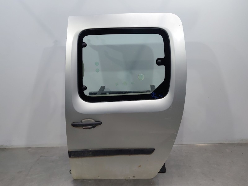 Recambio de puerta lateral corredera izquierda para renault kangoo combi referencia OEM IAM   
