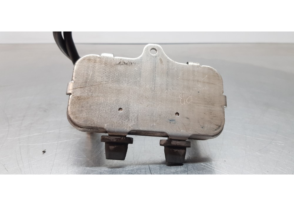 Recambio de enfriador aceite motor para land rover discovery sport pure referencia OEM IAM LR072174 GJ329N103AA 