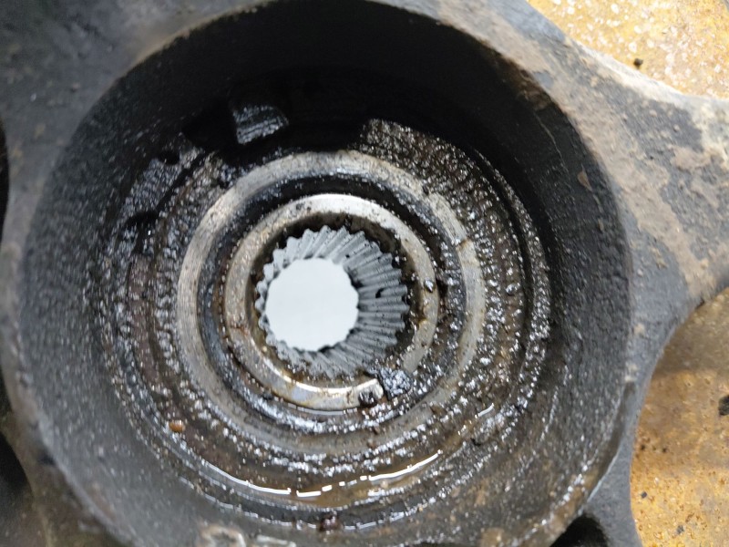 Recambio de mangueta delantera derecha para ford transit connect (tc7) tourneo referencia OEM IAM   