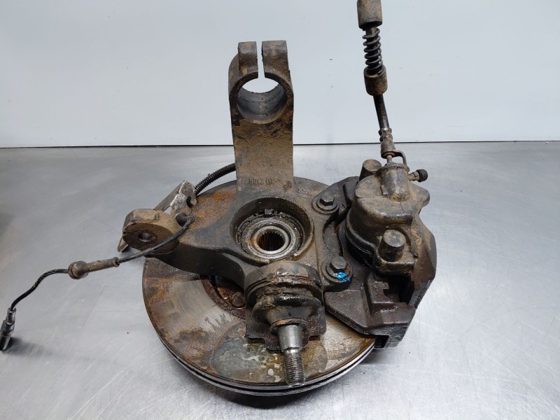 Recambio de mangueta delantera izquierda para ford transit connect (tc7) tourneo referencia OEM IAM   