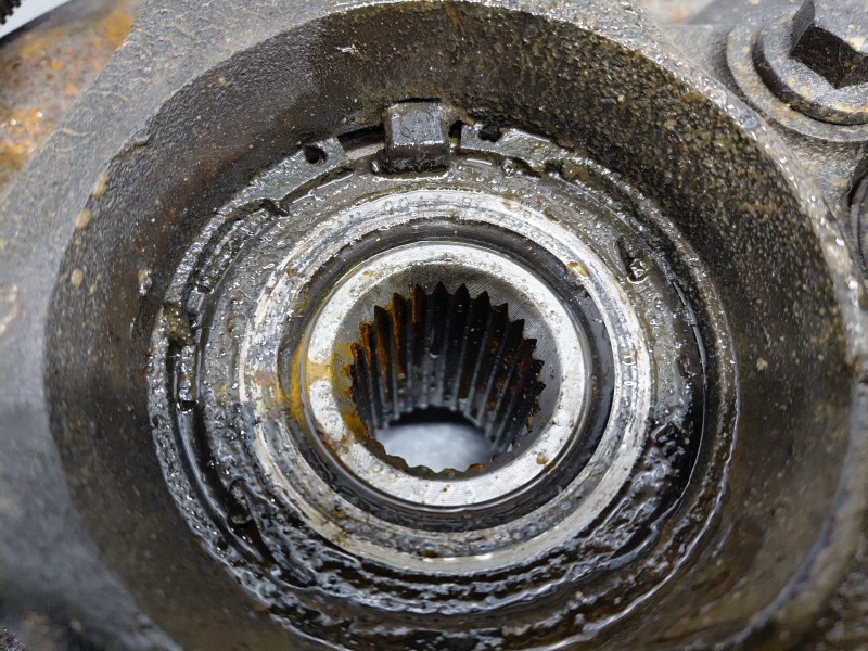 Recambio de mangueta delantera izquierda para ford transit connect (tc7) tourneo referencia OEM IAM   