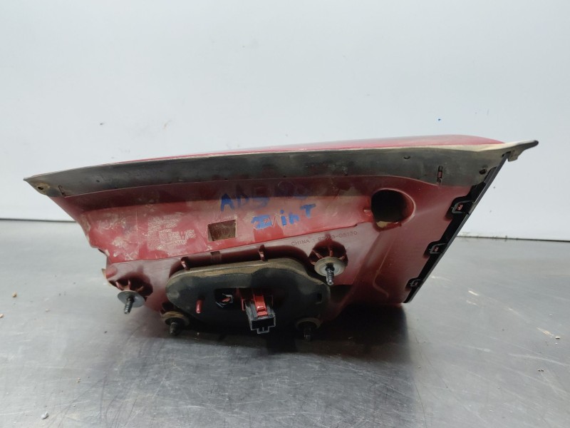 Recambio de piloto trasero izquierdo interior para kia niro hybrid referencia OEM IAM   