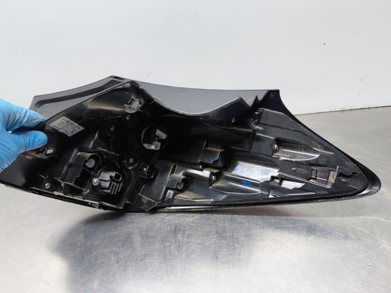 Recambio de piloto trasero izquierdo para toyota yaris cross mpx hybrid referencia OEM IAM   