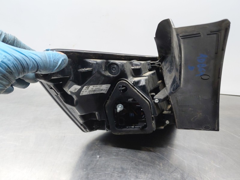 Recambio de piloto trasero derecho para peugeot 3008 active referencia OEM IAM   