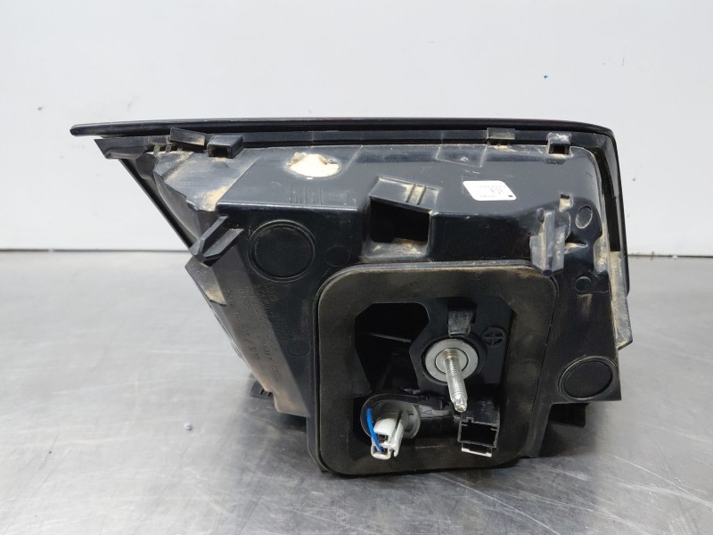 Recambio de piloto trasero derecho interior para peugeot 3008 active referencia OEM IAM   