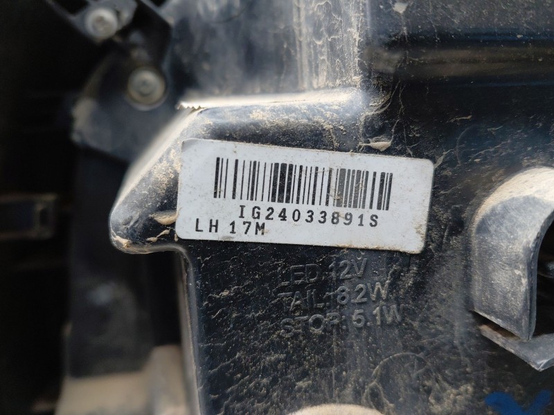 Recambio de piloto trasero izquierdo para ssangyong rexton w xdi referencia OEM IAM   