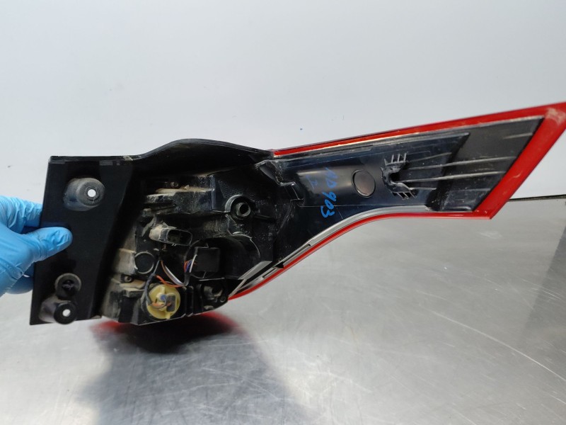 Recambio de piloto trasero izquierdo para opel crossland x selective referencia OEM IAM   