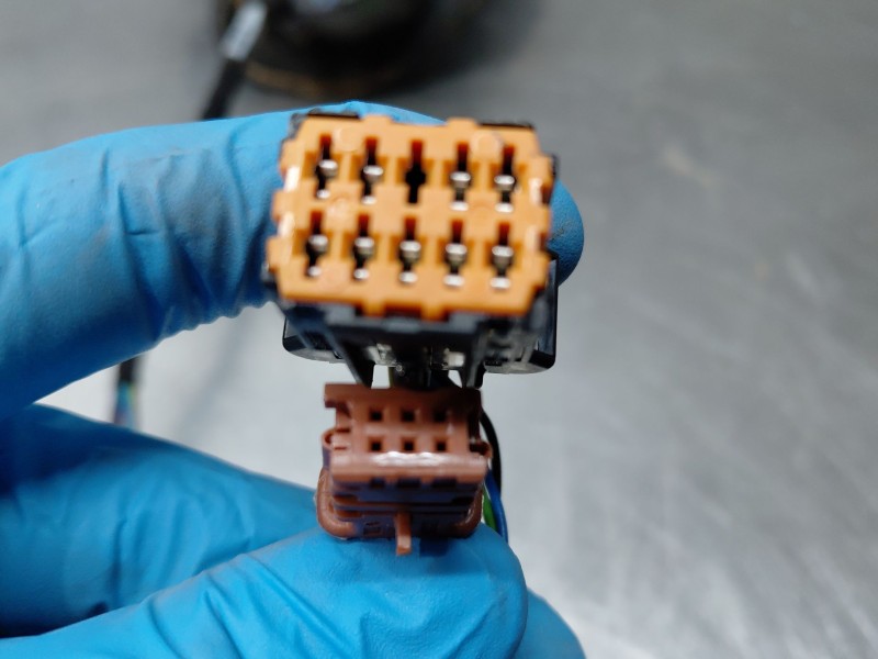 Recambio de retrovisor derecho para opel crossland x selective referencia OEM IAM   