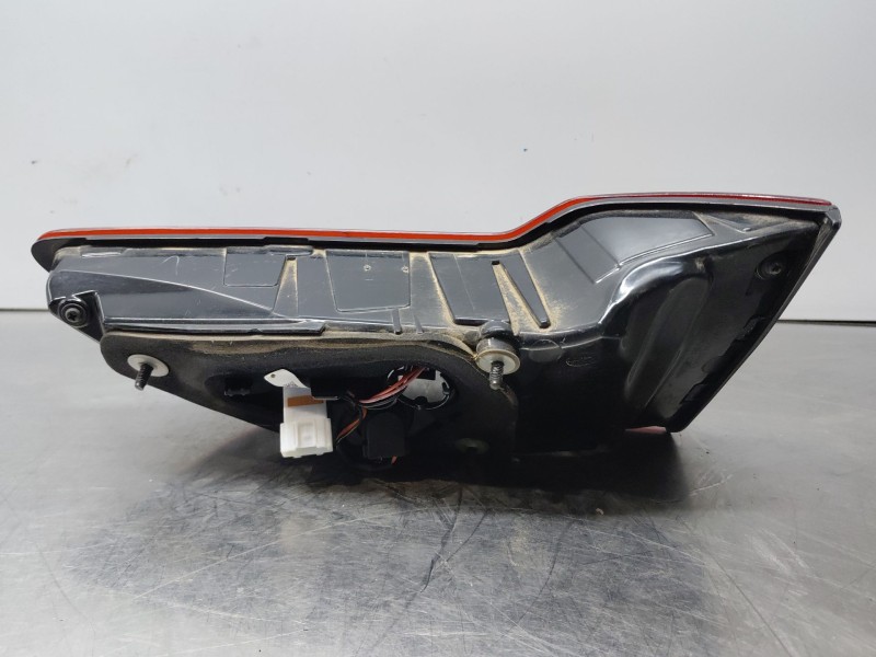 Recambio de piloto trasero izquierdo interior para kia ceed sportswagon hybrid referencia OEM IAM   