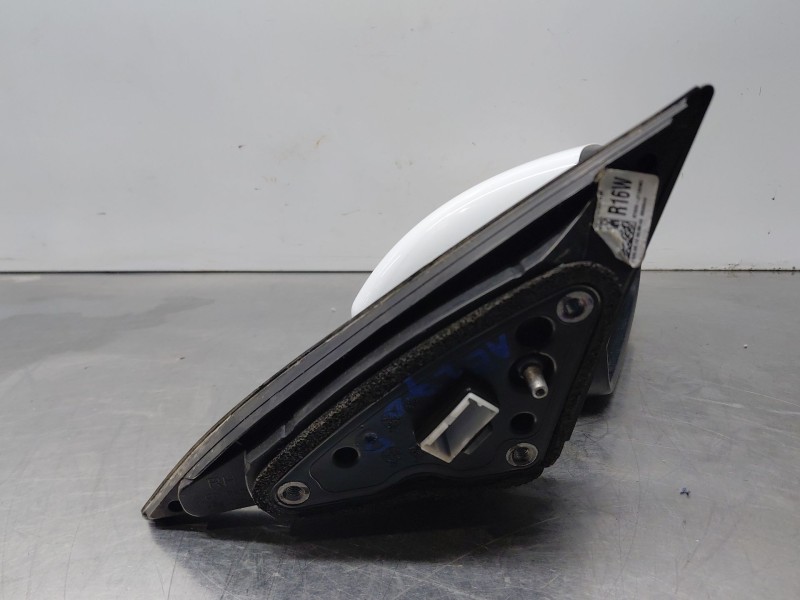 Recambio de retrovisor derecho para kia ceed sportswagon hybrid referencia OEM IAM   