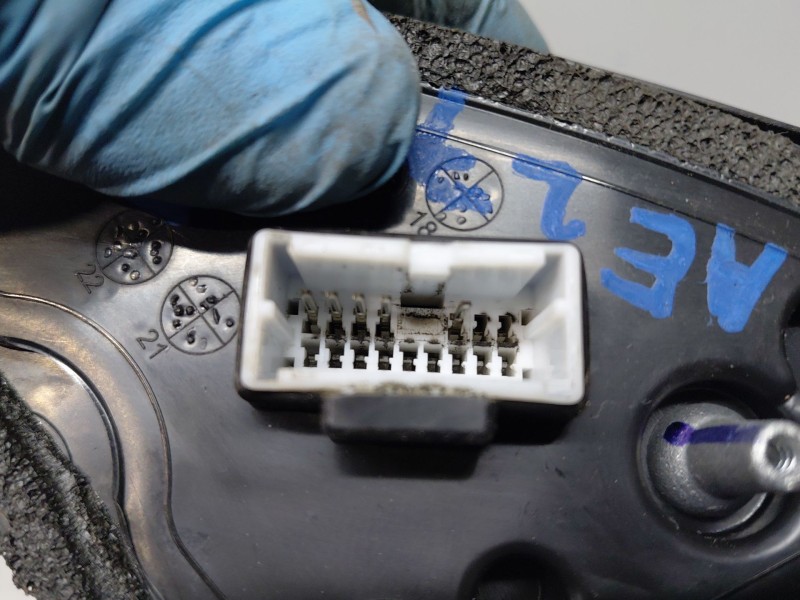 Recambio de retrovisor derecho para kia ceed sportswagon hybrid referencia OEM IAM   