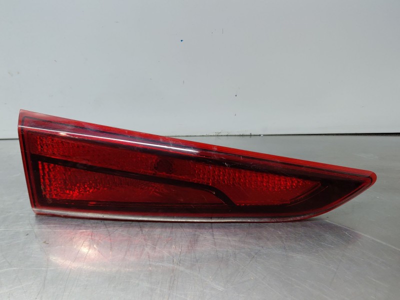 Recambio de piloto trasero izquierdo interior para hyundai kona hybrid referencia OEM IAM   