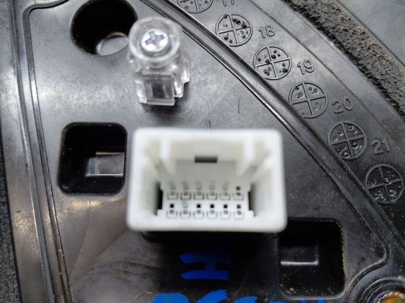 Recambio de retrovisor izquierdo para hyundai kona hybrid referencia OEM IAM   