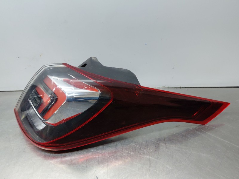 Recambio de piloto trasero derecho para opel crossland x selective referencia OEM IAM 39137522  