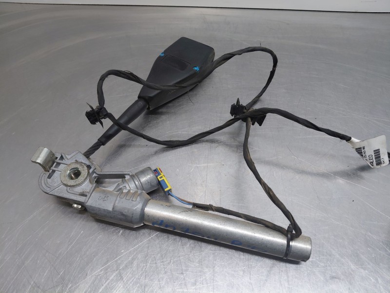 Recambio de pretensor airbag derecho para renault kangoo combi referencia OEM IAM   