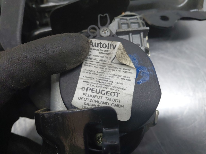 Recambio de cinturon seguridad delantero derecho para peugeot 307 cc (s2) sport referencia OEM IAM 8975J2  