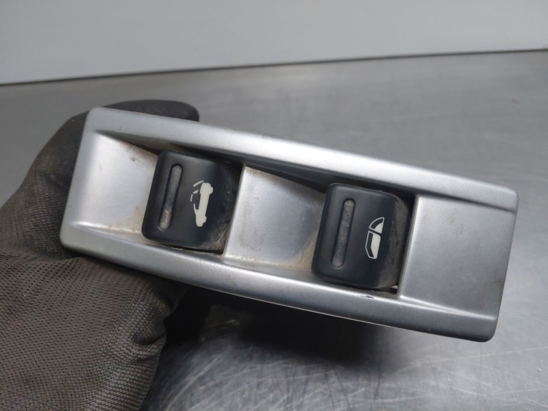 Recambio de mando elevalunas delantero izquierdo para peugeot 307 cc (s2) sport referencia OEM IAM   