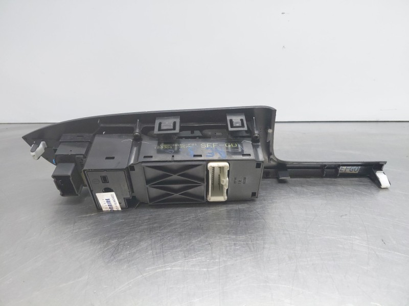 Recambio de mando elevalunas delantero izquierdo para honda accord berlina (cl/cn) i-vtec referencia OEM IAM   