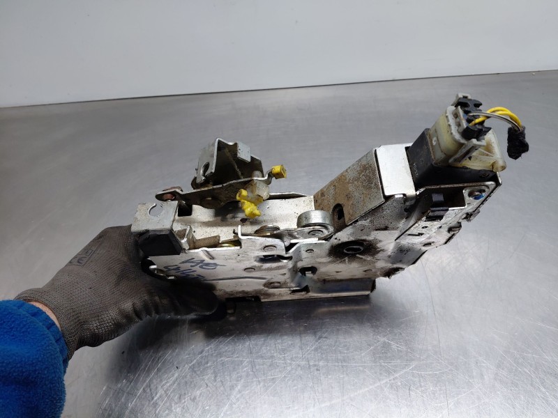 Recambio de cerradura puerta trasera izquierda para ford transit connect (tc7) tourneo referencia OEM IAM   