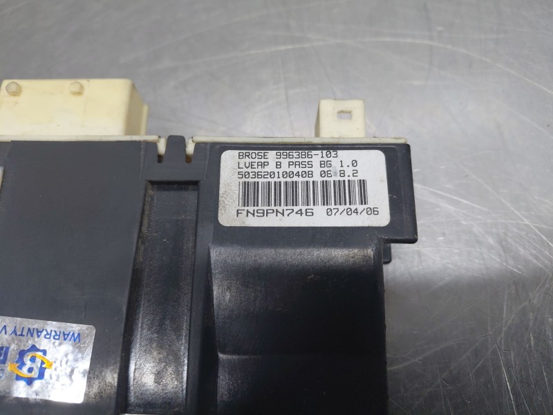 Recambio de motor elevalunas delantero derecho para peugeot 307 cc (s2) sport referencia OEM IAM   