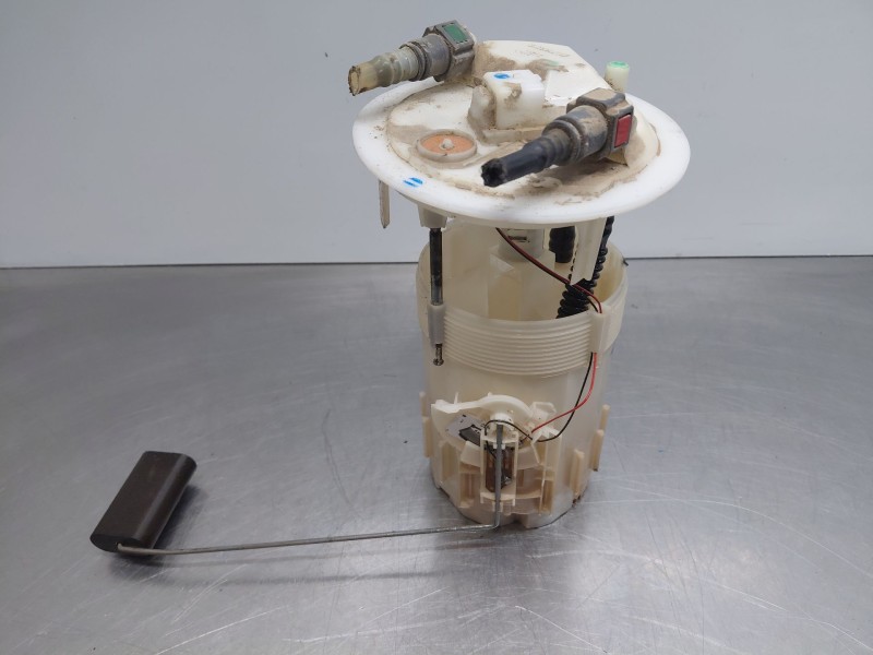 Recambio de aforador para renault kangoo combi referencia OEM IAM   