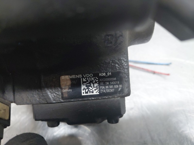 Recambio de bomba inyeccion para peugeot 307 cc (s2) sport referencia OEM IAM 9658193980  